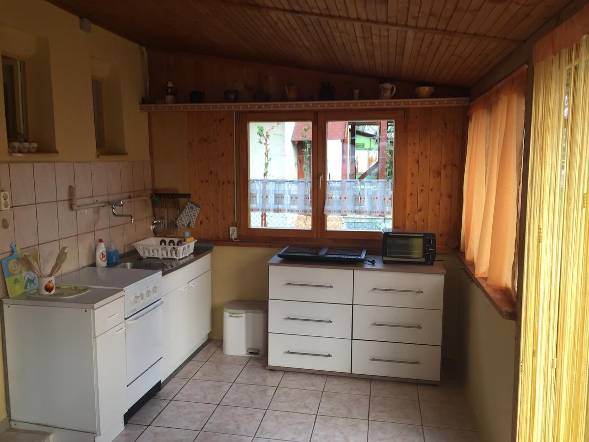 Eszter Vendeghaz Hotel Berekfürdő Buitenkant foto